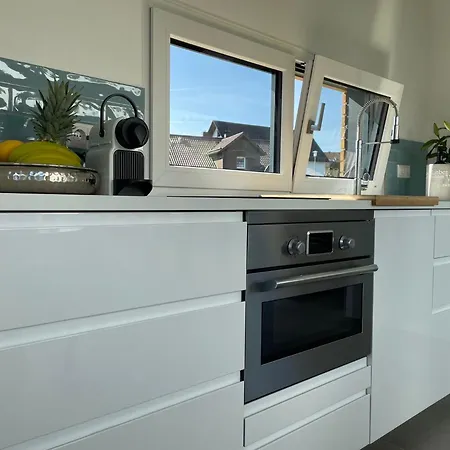 Tinyhaus Supreme Fuer 1-4 Personen Ferienhaus *